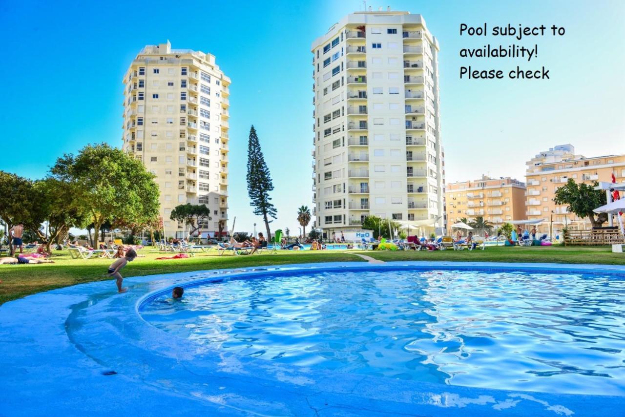 Armacao De Pera Praia Mar Sol Εξωτερικό φωτογραφία